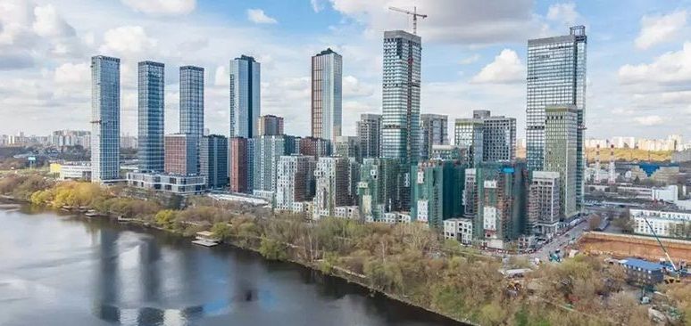 Вид на Москва-реку из окна